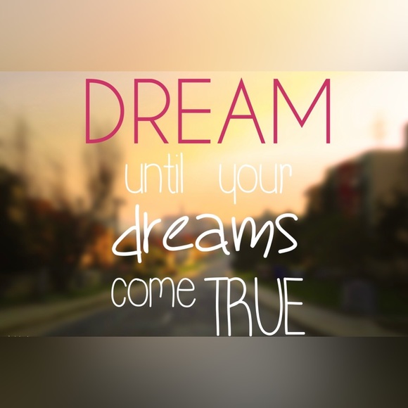 Living in the PNW!! 🌙✨☀️🏔🌦✨ - Picture 2 of 4